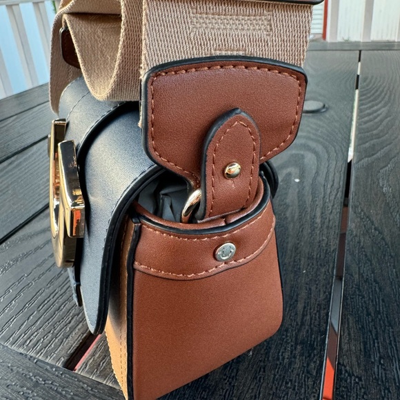 Mini horseshoe bag - Picture 9 of 10